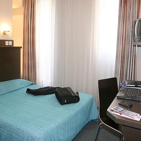 Hotel Amarys Simart Париж Номер фото