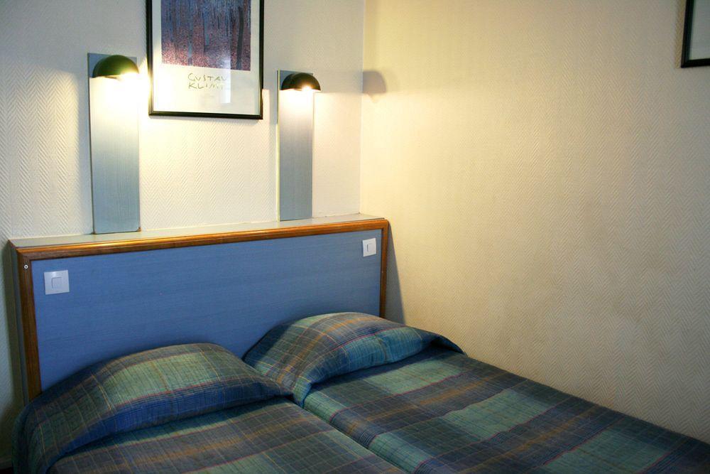 Hotel Amarys Simart Париж Экстерьер фото