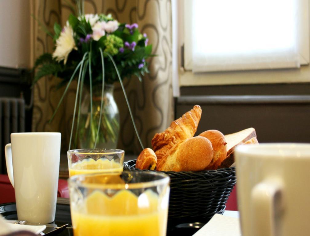 Hotel Amarys Simart Париж Экстерьер фото