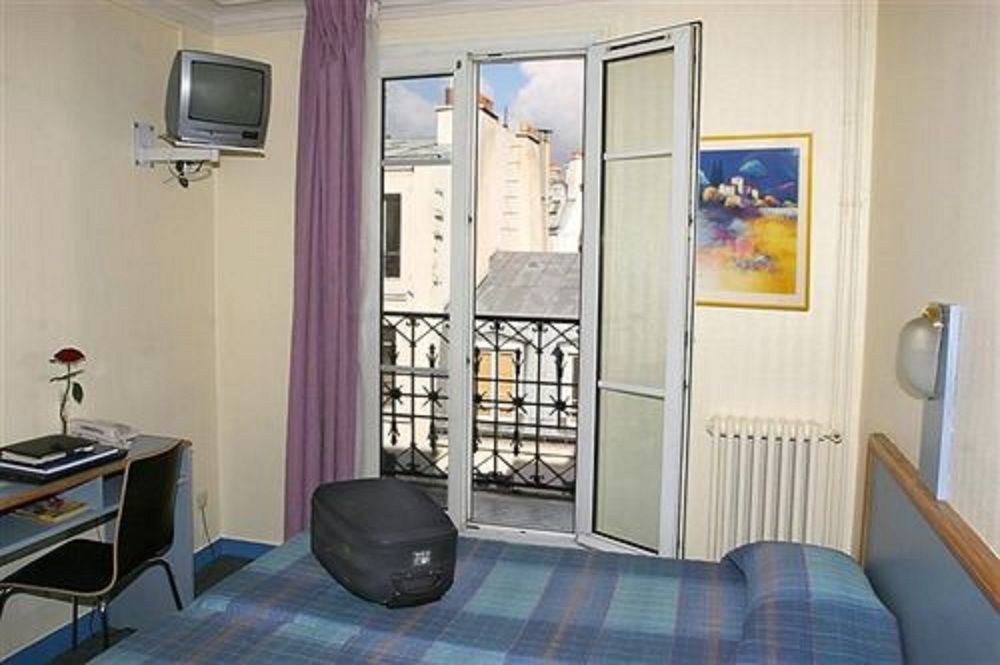 Hotel Amarys Simart Париж Экстерьер фото